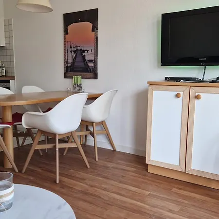 Appartementanlage Granitz 45 غورين